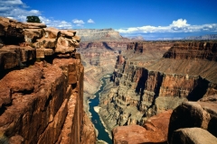 o-GRAND-CANYON-RIVER